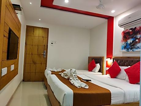 Triple Deluxe Room