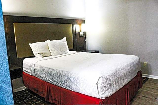 Days Inn by Wyndham Little River