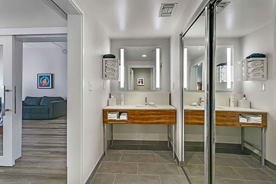 Hampton Inn By Hilton Houston-Pearland