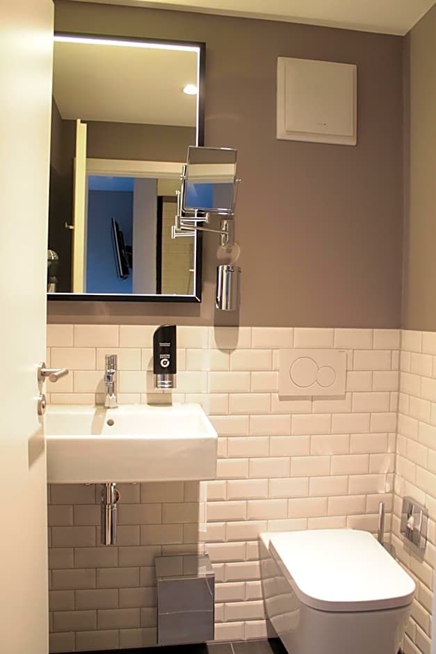 Vienna House Easy by Wyndham Hamburg