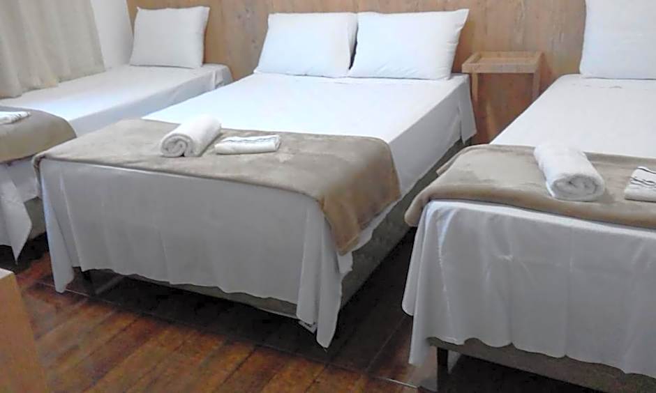 POUSADA LIMAS SUITES