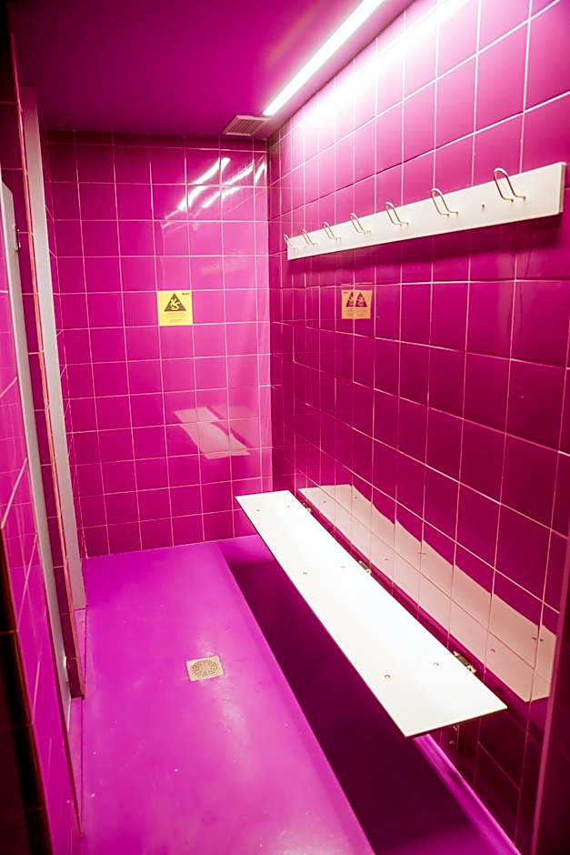 AMISTAT Island Hostel Ibiza - ALBERGUE JUVENIL