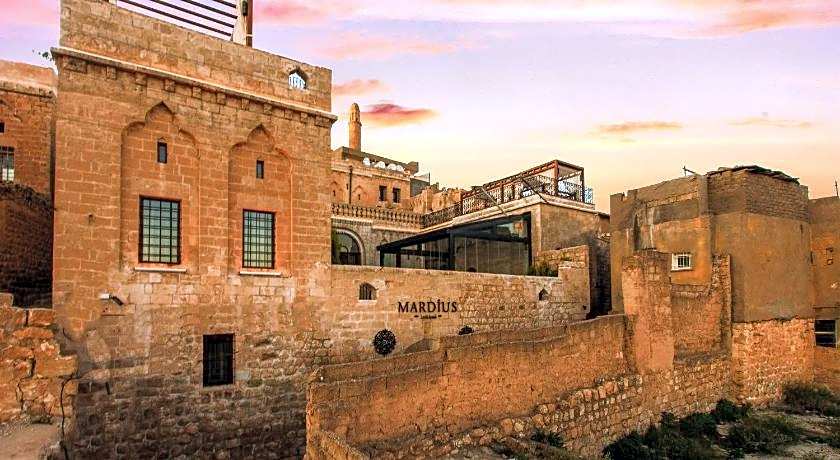 Mardius Tarihi Konak