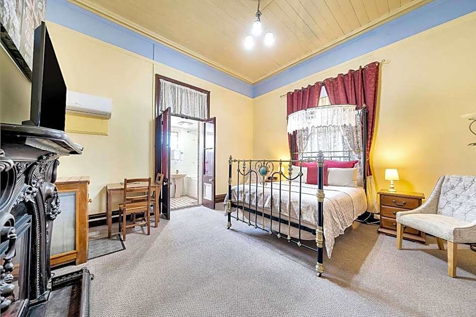 Warwick Settlers Inn