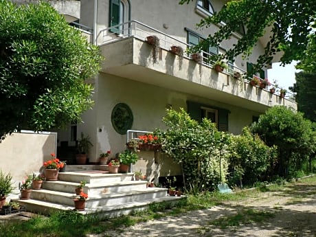 B&B Sun Garden