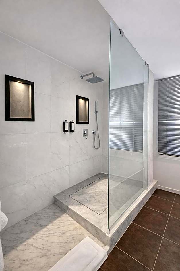 Bab Hotel