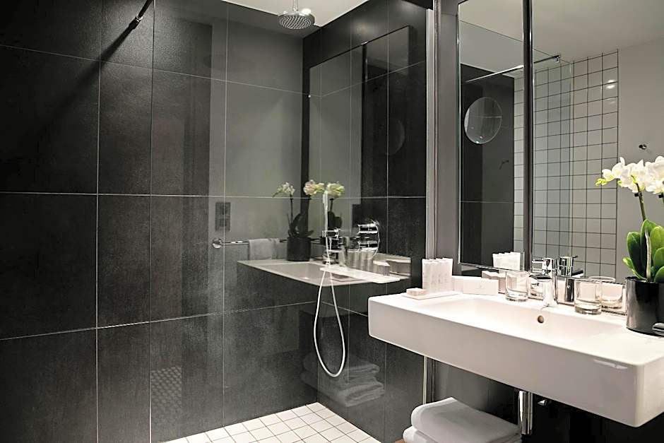 Melia Paris La Defense