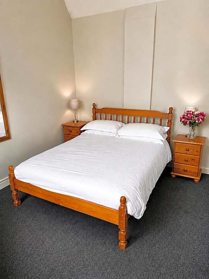 The Crown Hotel