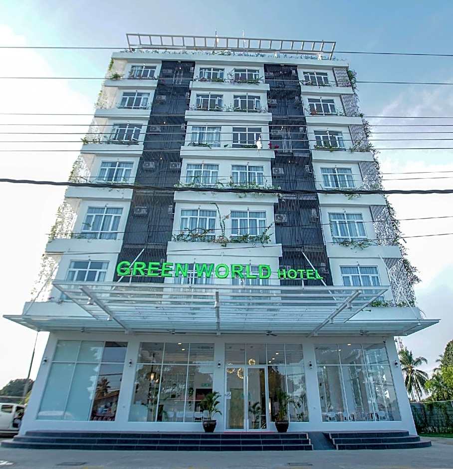 Green World Hotel