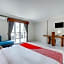 OYO 3950 The Ratna Hotel