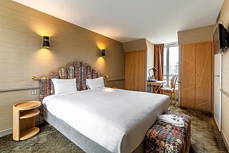 Deluxe Room with Tour Eiffel View