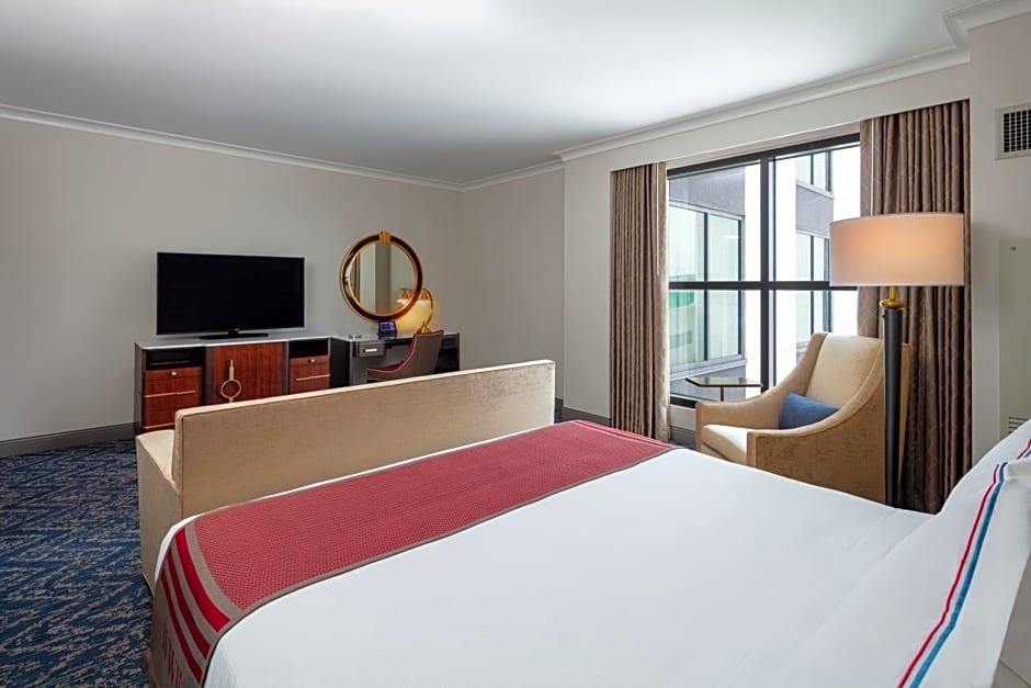 The Higgins Hotel New Orleans, Curio Collection By Hilton