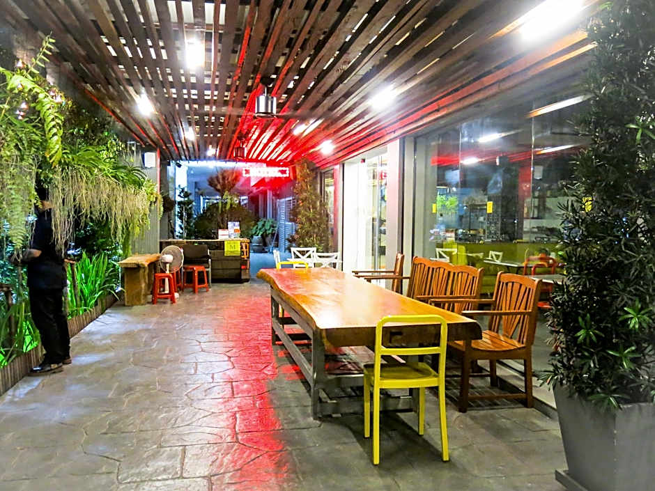 Metro Pratunam Boutique Hotel