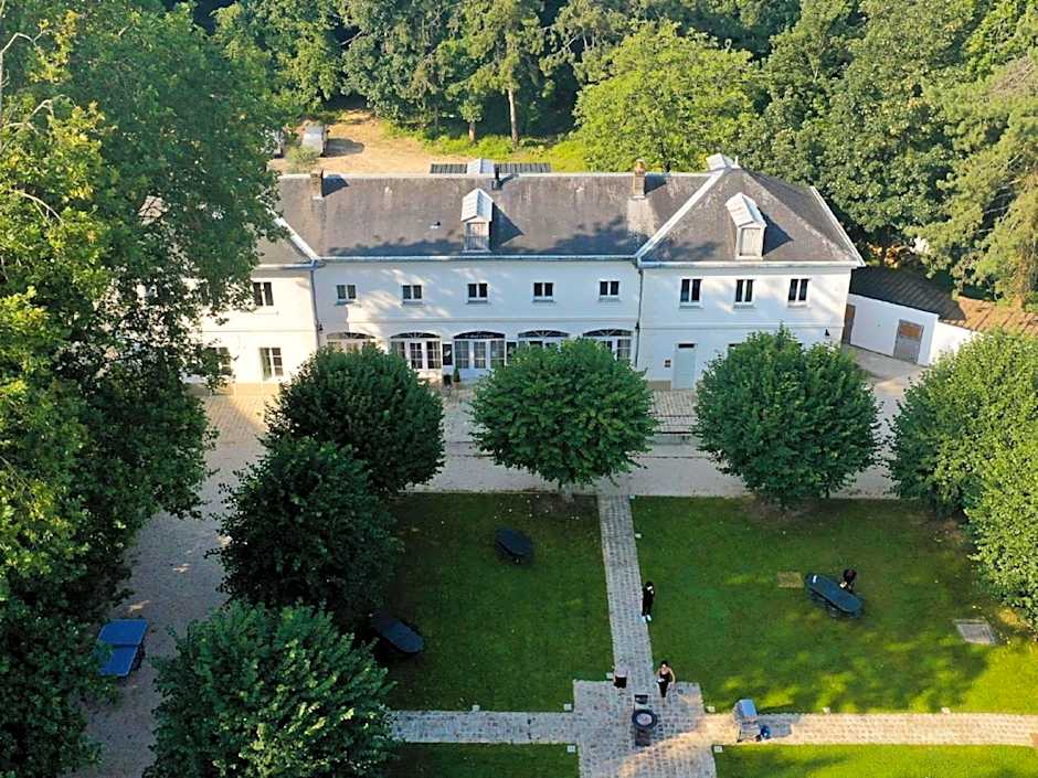 Novotel Chateau de Maffliers