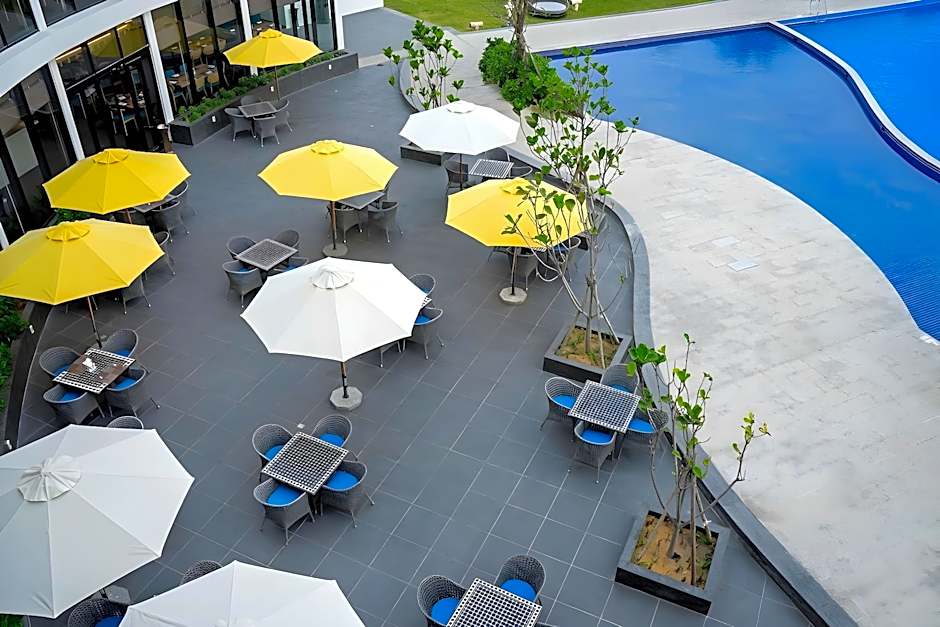 Oceanami Villas & Beach Club - by Thang Long Group