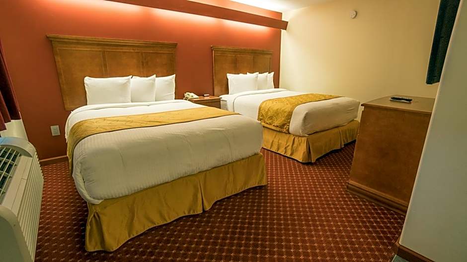 Shepherd Mountain Inn & Suites