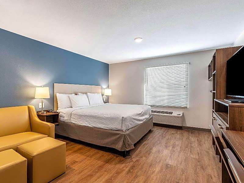 Woodspring Suites Riverside Norco