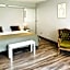 Hotel Joly