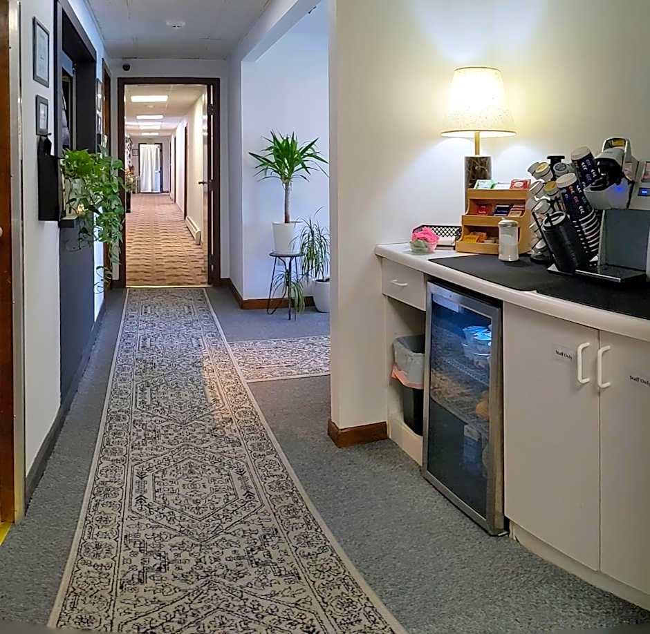 South Side Inn - Burlington