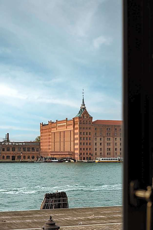 IL PALAZZO EXPERIMENTAL