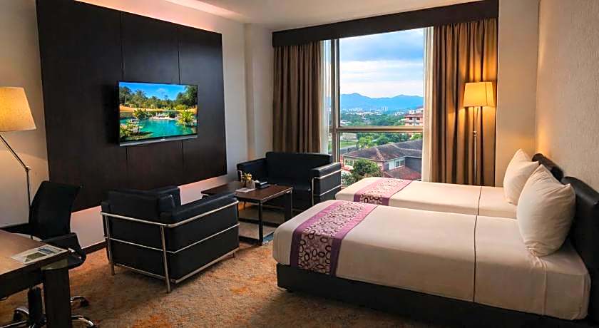 Symphony Suites Hotel