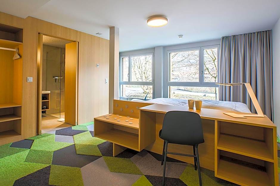 The Lab Hotel & Apartments