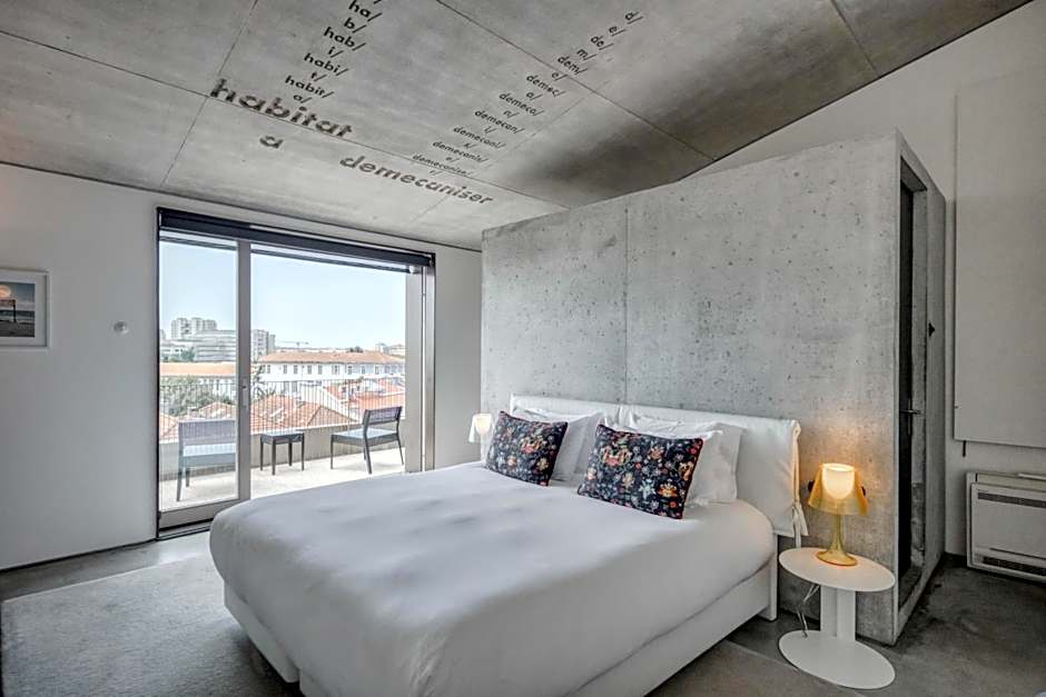 Casa do Conto - Arts & Residence