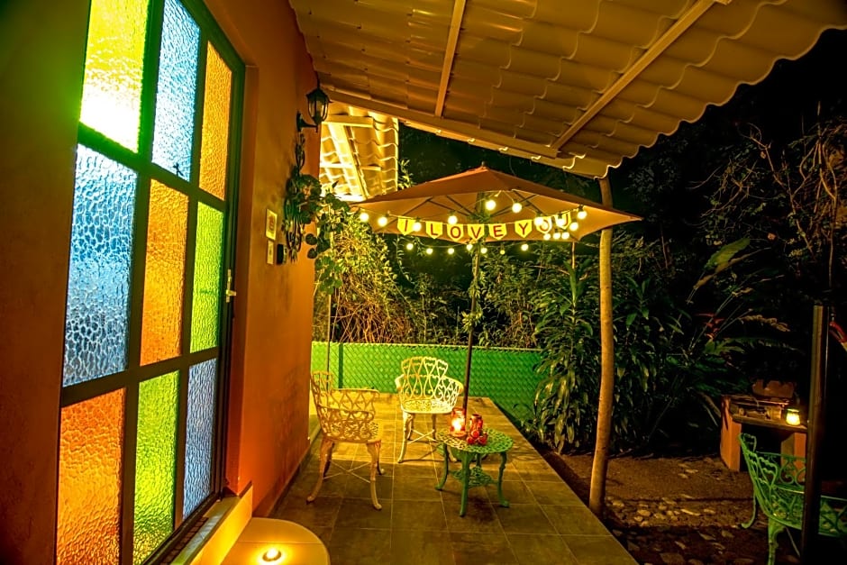 Htl & Villas Comala, alberca , parking, centricas, Petfriendly