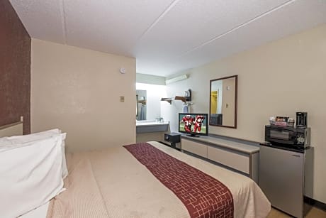 Deluxe King Room Smoking