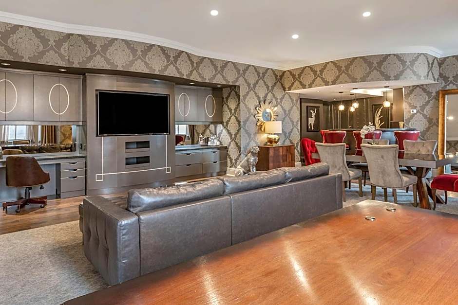 The Fort Garry Hotel, Spa and Conference Centre, an Ascend Collection Hotel