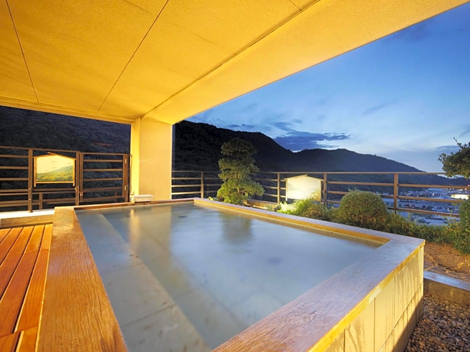 Kotosankaku Hotel