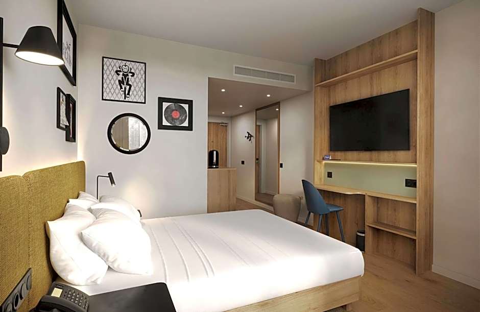 Hampton By Hilton Paris Charles De Gaulle Airport