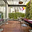 Hotel bh Parque 93