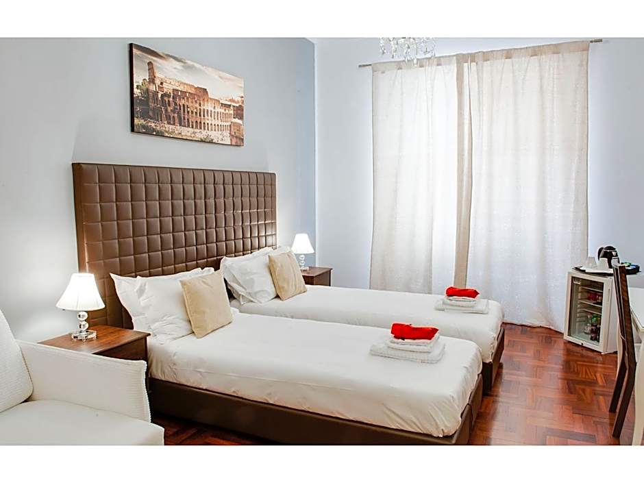 Lh Royal Suites Terrace