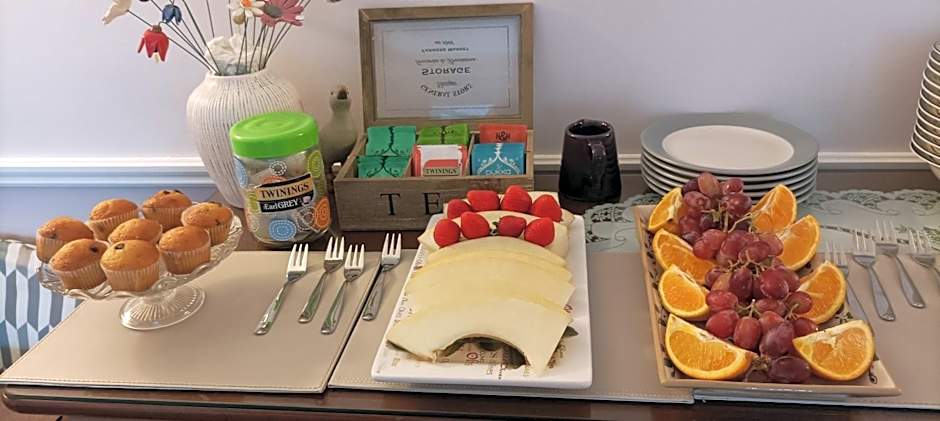 Twin Oaks Bed & Breakfast