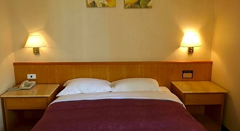 Eastern Beauty Hotel