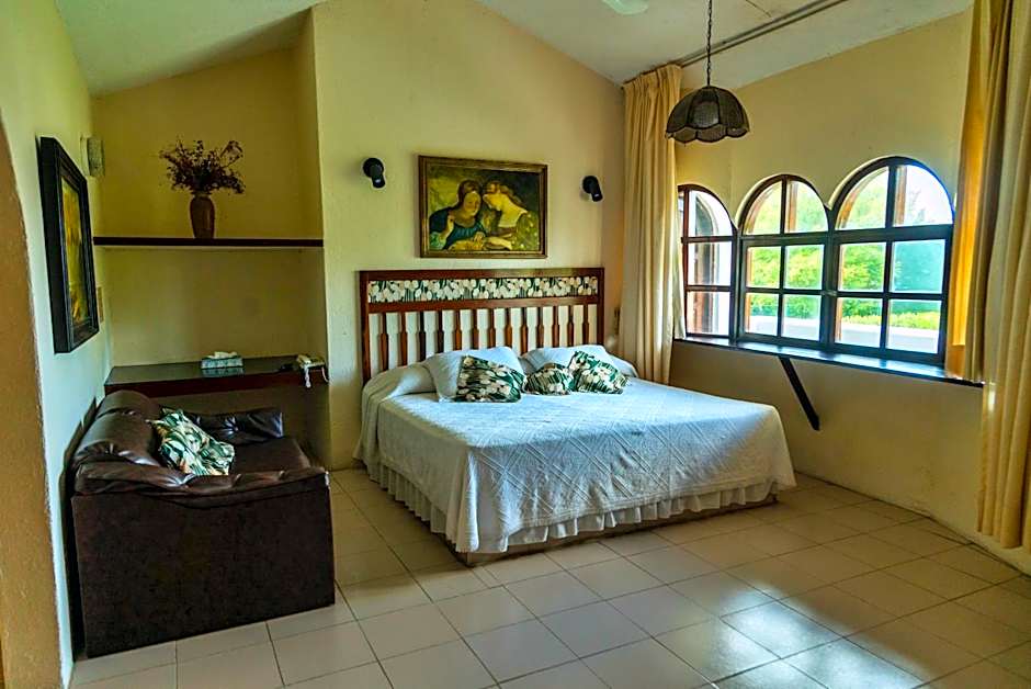 Villablanca Garden Beach Hotel