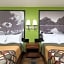 Super 8 by Wyndham Rochester Mayo Clinic Area