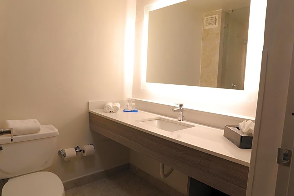 Holiday Inn Express Piedras Negras By IHG