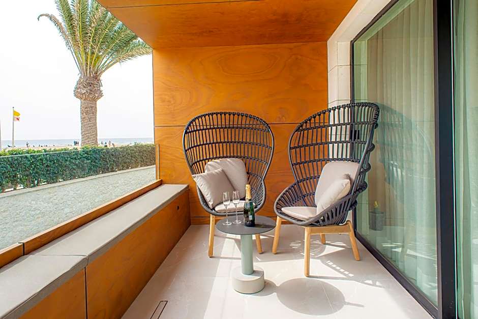 TenSuites - Adults Only