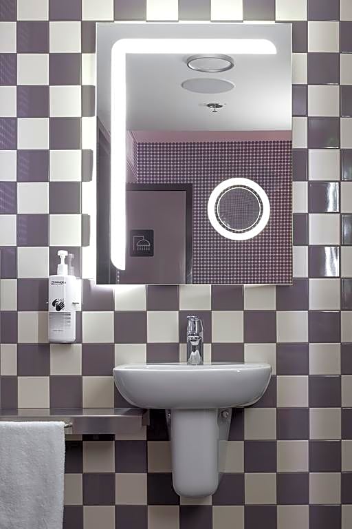 Pangea Pod Hotel