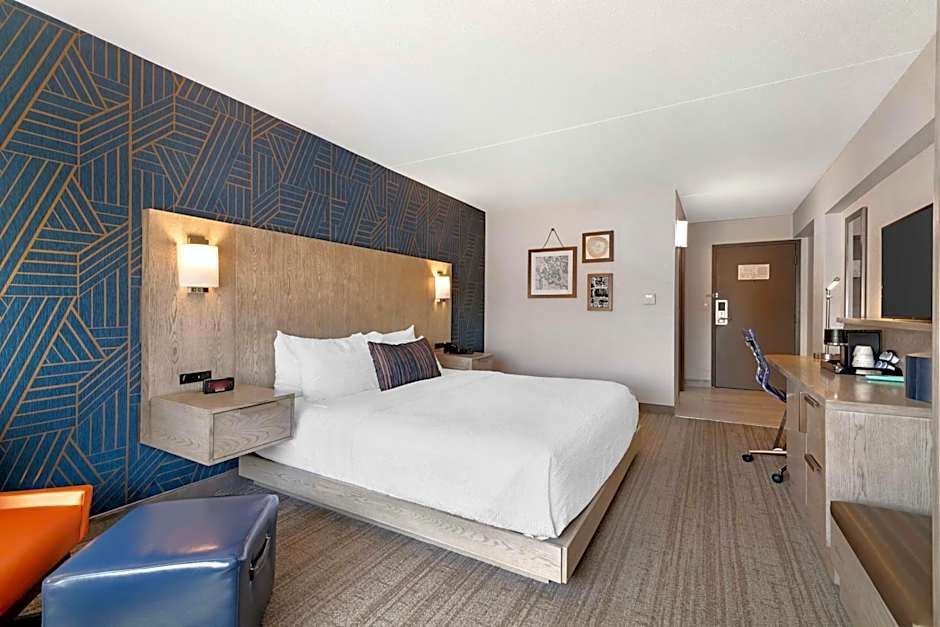 Best Western Plus Landmark Inn