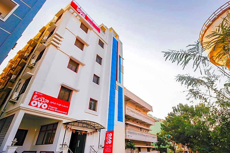OYO 24397 Flagship 9 Star Hotel Shamshabad – Shamshabad, IA