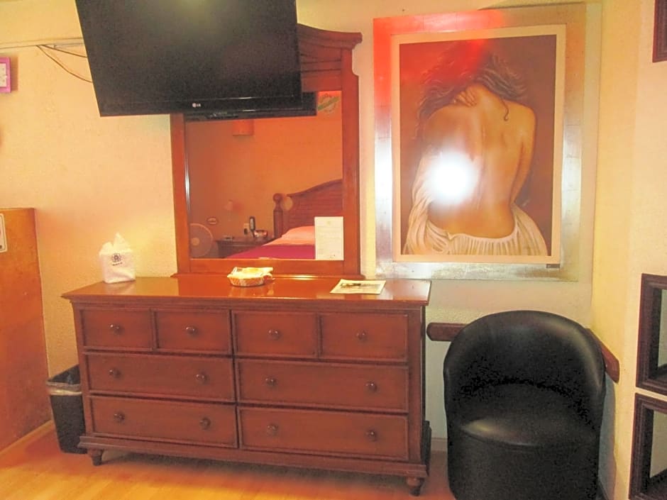 Hotel Real Azteca