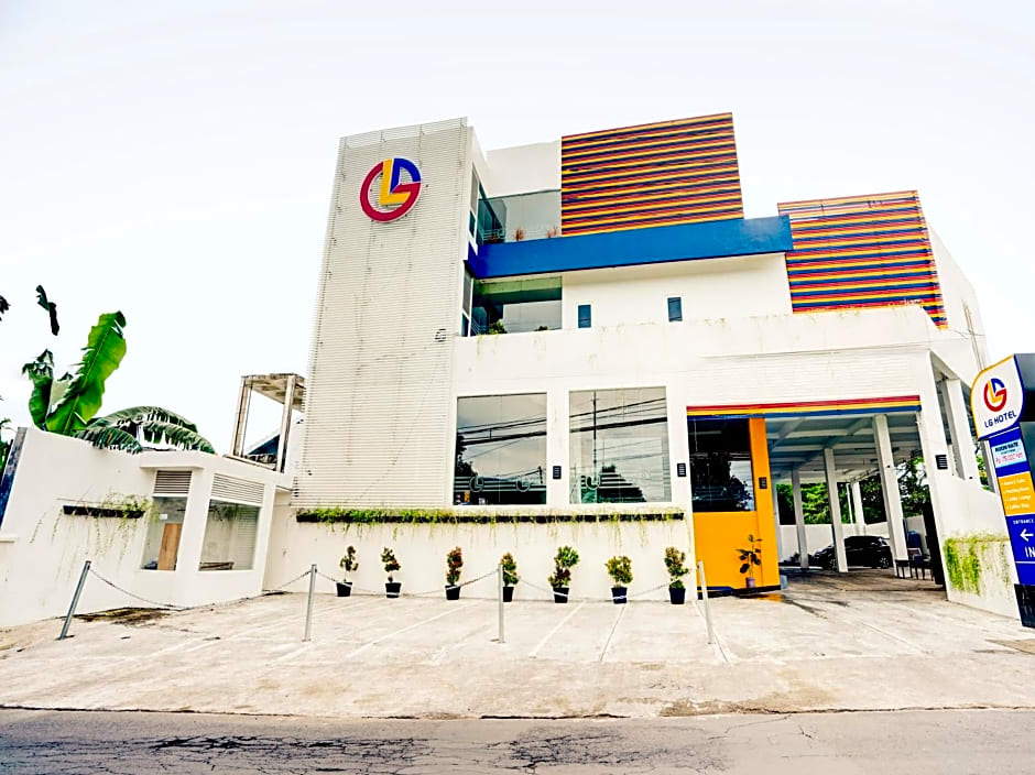 LG Hotel Jember