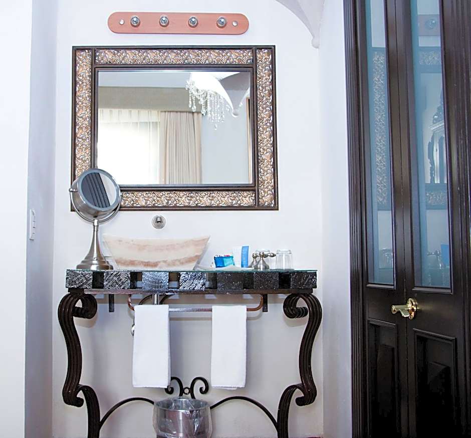 Hotel Herencia By Hosting House