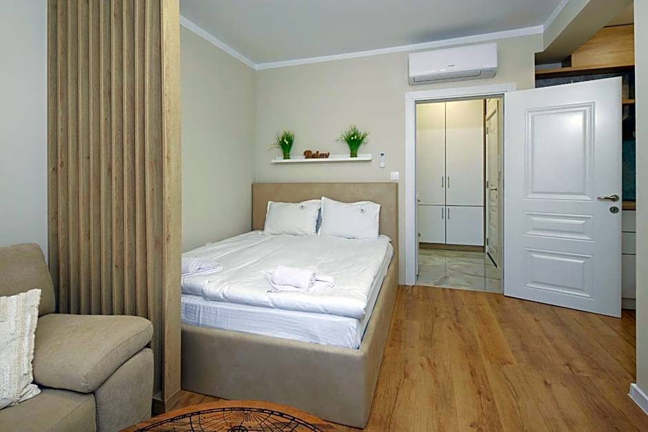 Bellicity Apart Complex