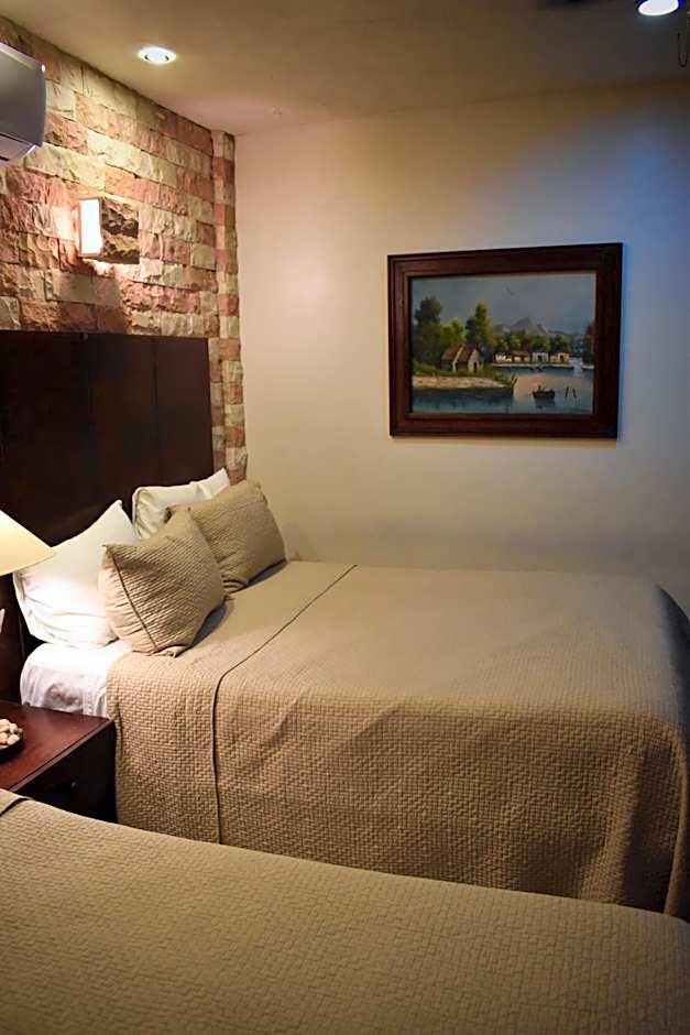 El Zaguán Colonial by GuruHotel