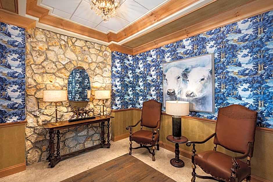 The Brownwood Hotel & Spa