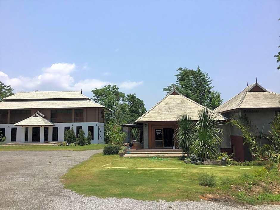 Chiang Khong Hill Resort